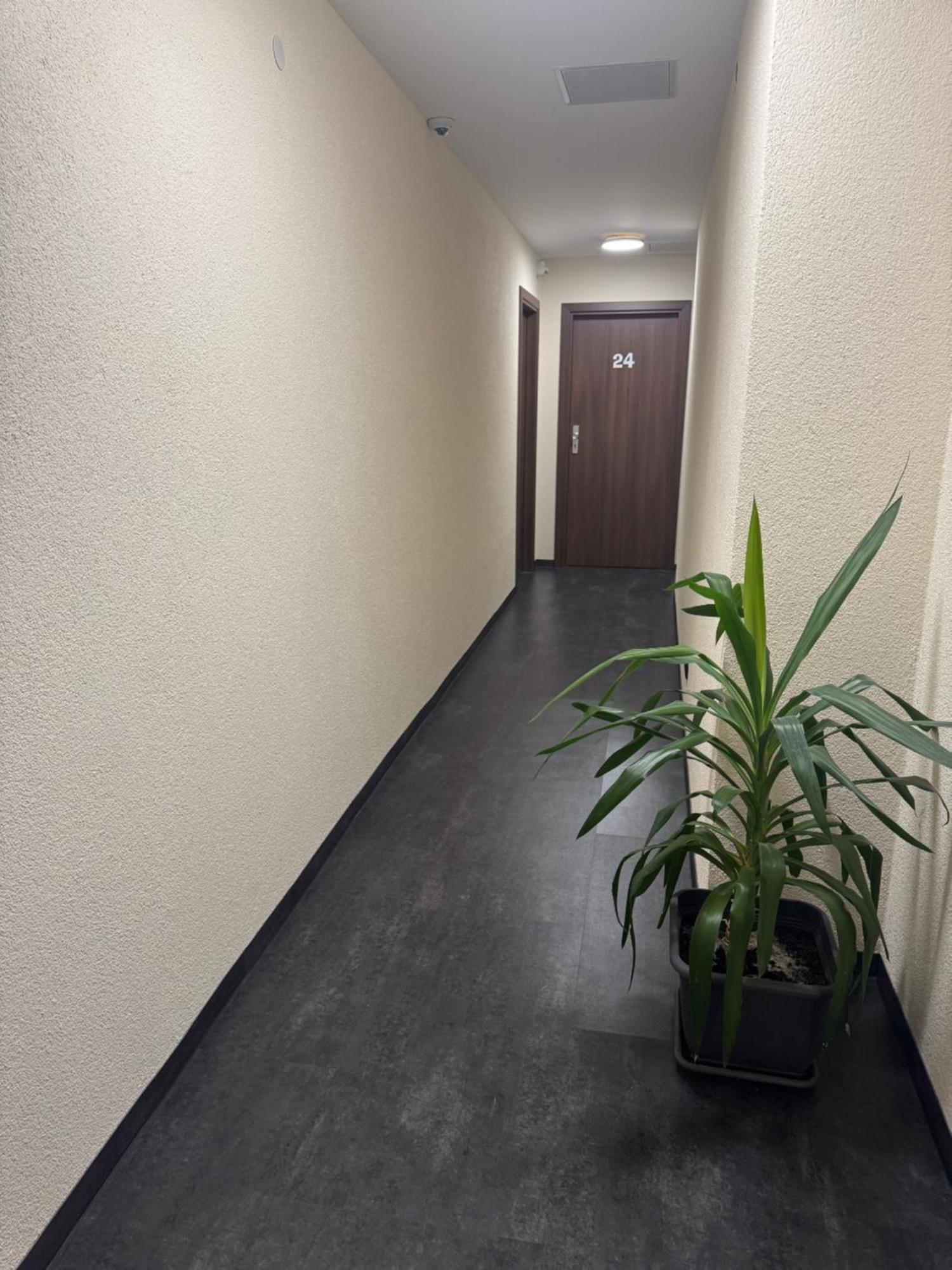 Hotel Capitol Zentrum - 24H - Friedrichshafen Bagian luar foto